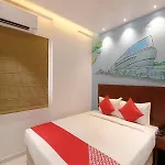 Capital O 24583 Sesha Grand