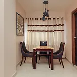 OYO 740 Hotel Grand Elite