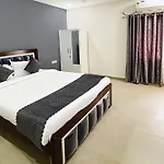 Fabhotel Maski Suites, Kondapur