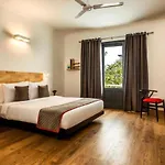 Townhouse Oak Roshan Bhag Lb Nagar