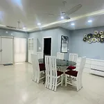 Charming Beautiful 2Bhk Jublee Hills Apollo