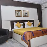Hotel Ambassador
