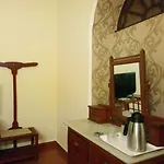 Taj Mahal Hotel Abids