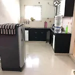 Royal Suites Serviced Apartments