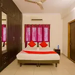 Oyo 13193 Rockline Comfort Stay