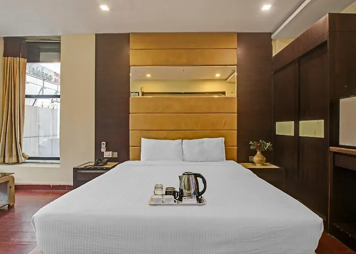 Oyo Townhouse 707 Grand Krishna