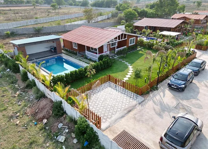 Private Pool 3Bhk Wooden Cottage Moinabad Kukufarm