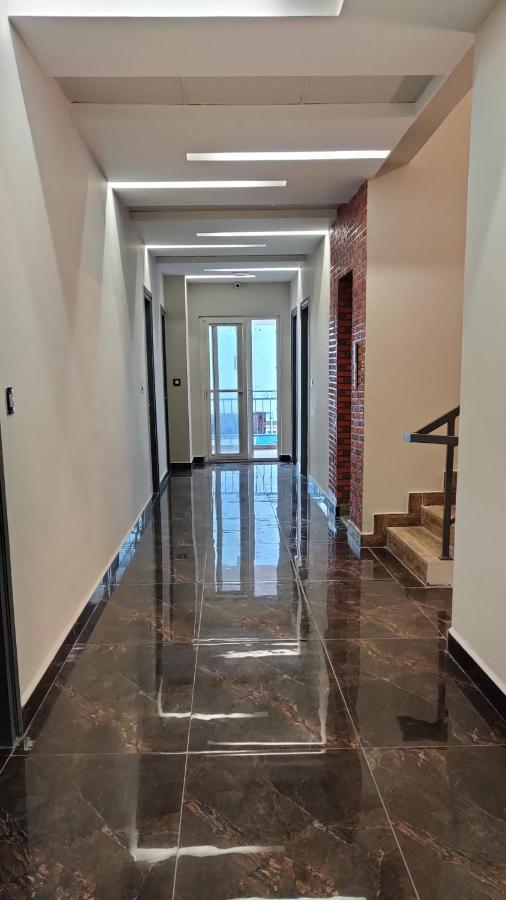 Restel Flats