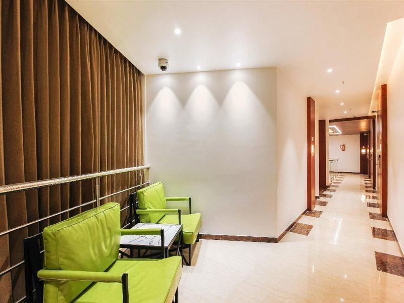 Hotel Capital O 24583 Sesha Grand Hyderabad