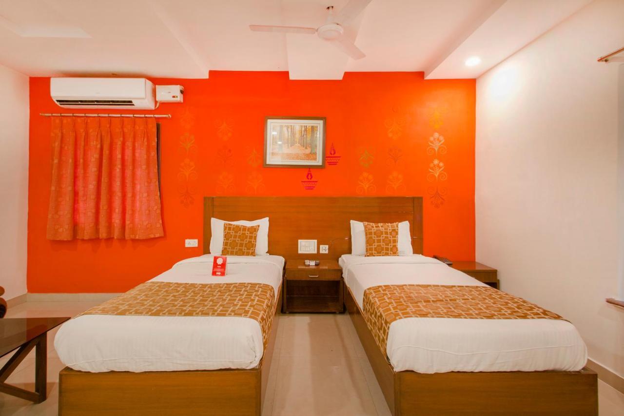 Vaccinated Staff - Oyo 11400 The Down Town Suites Hyderabad