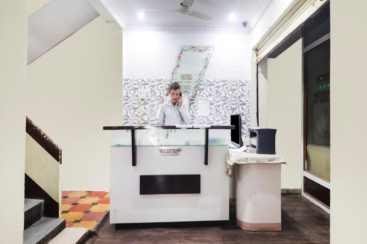 Spot On 75920 Midtown 3* Hyderabad