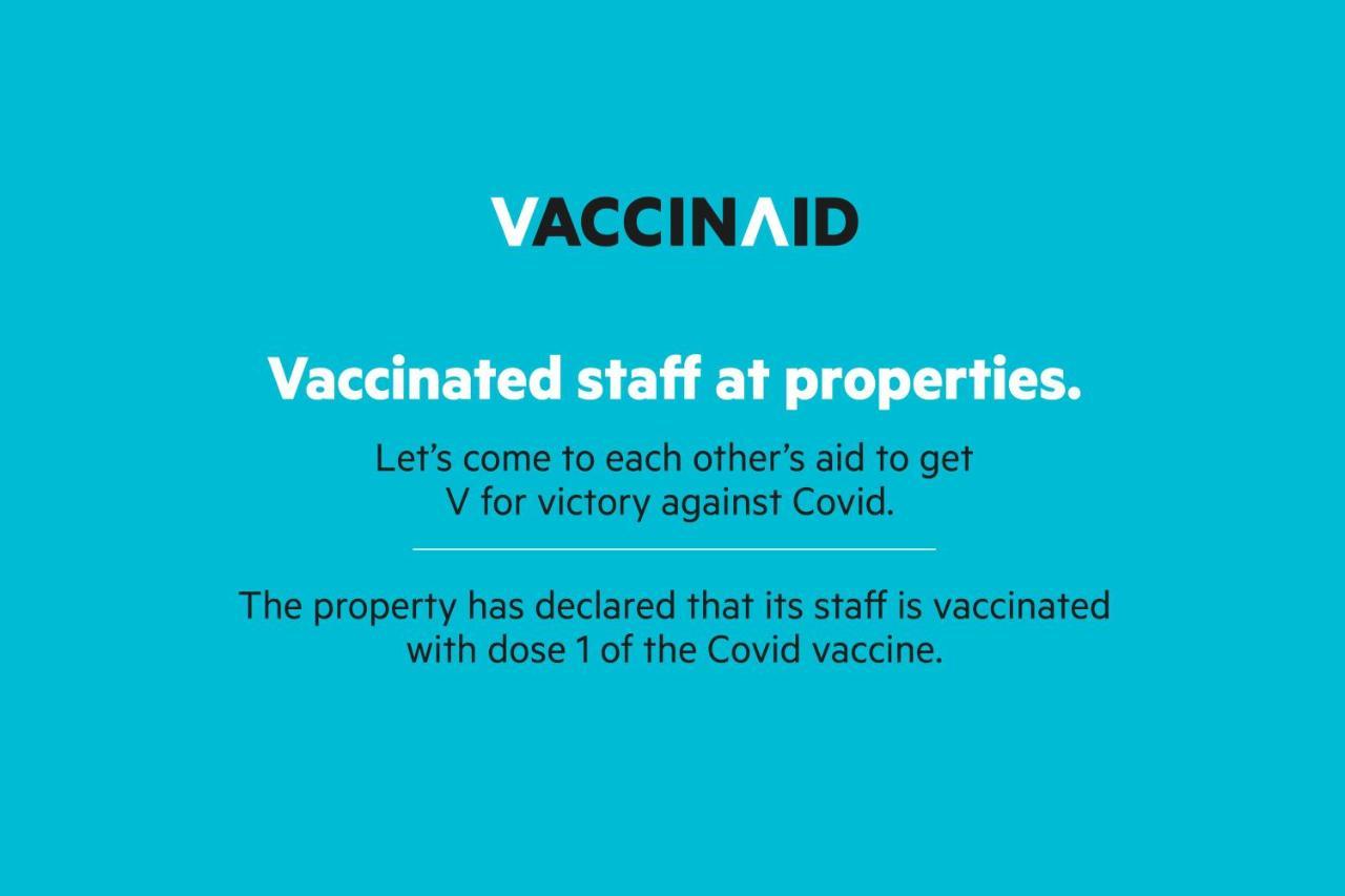 Vaccinated Staff- Capital O 78550 Star By Hillside 3* Hyderabad