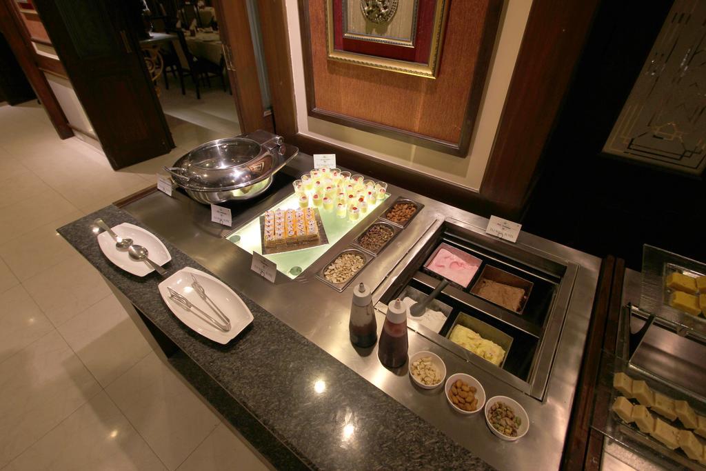 Hotel Taj Mahal Abids