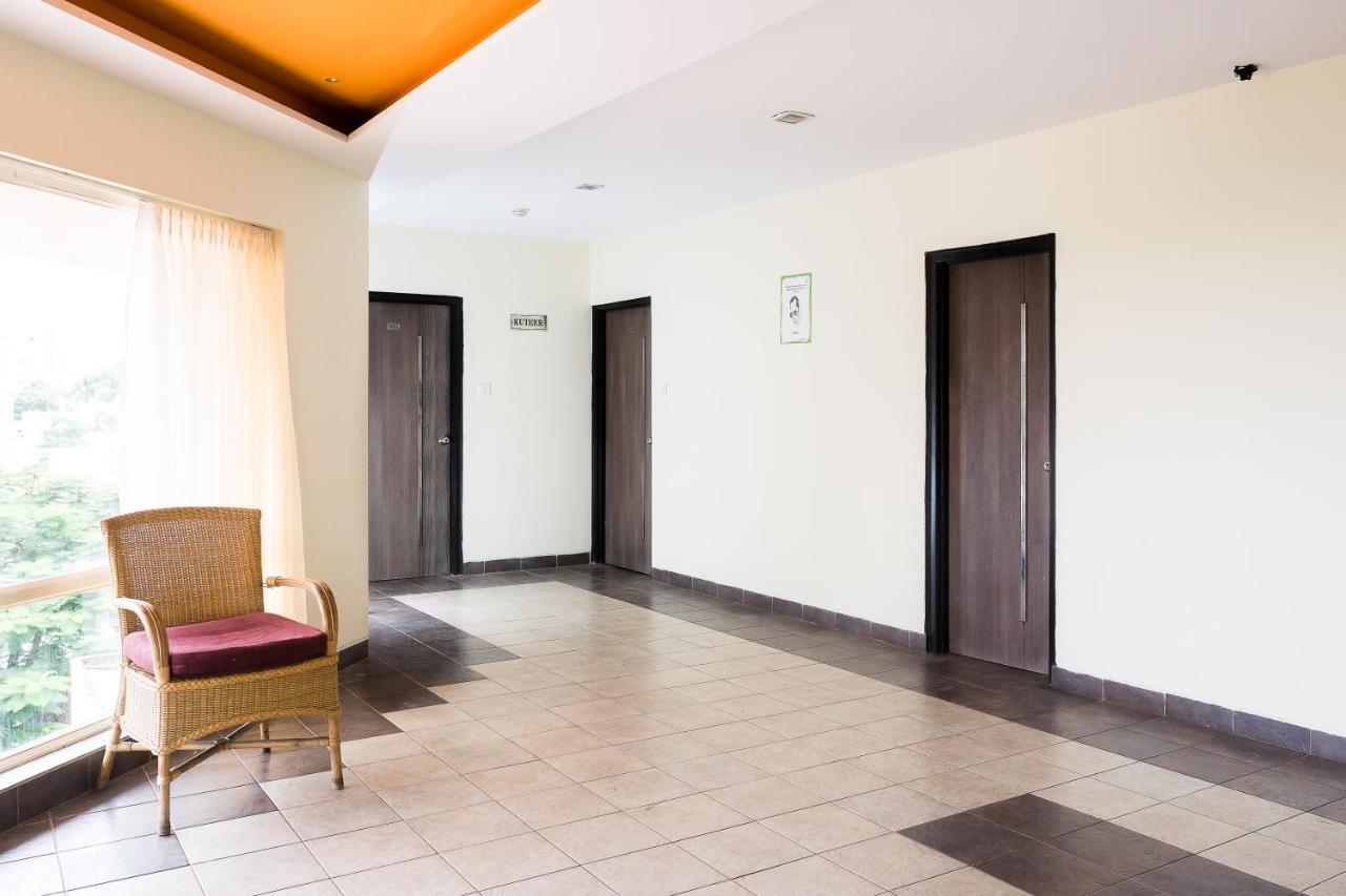 Treebo Club 3* Hyderabad