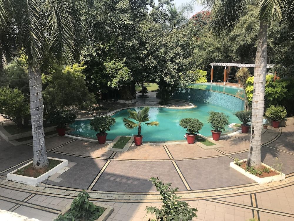 The Manohar Hotel Hyderabad