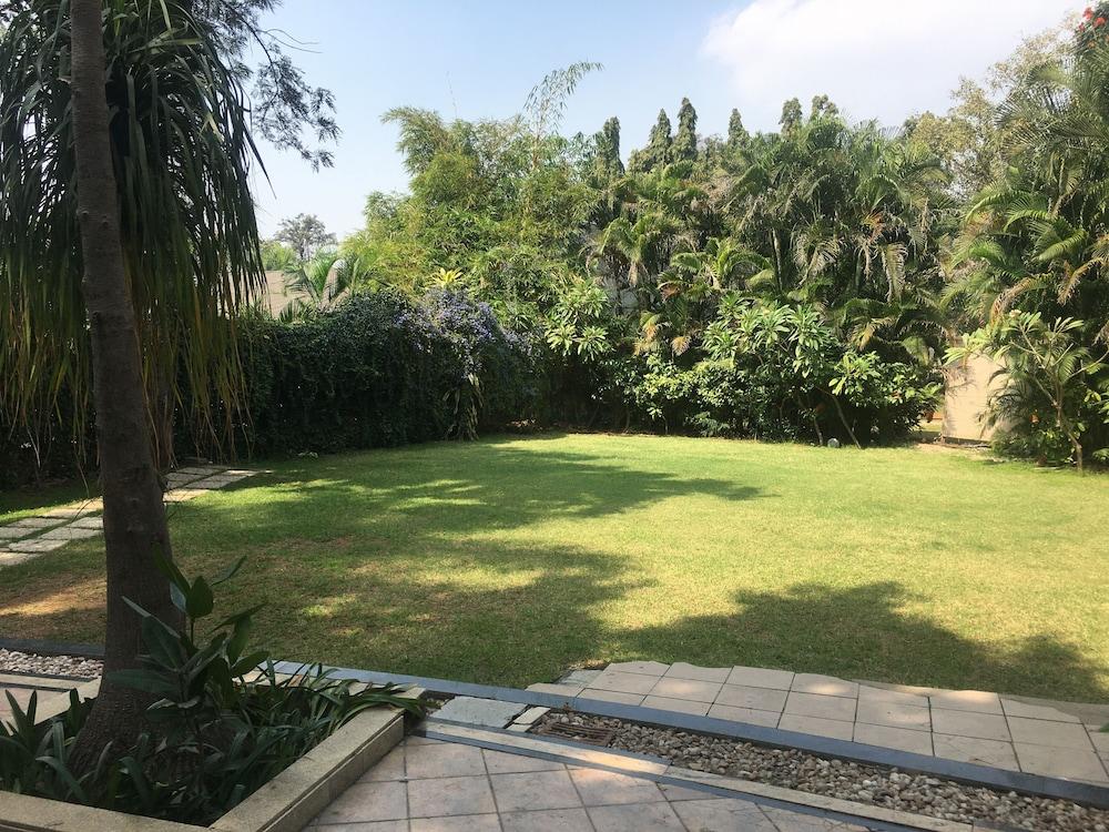 The Manohar Hotel 4*
