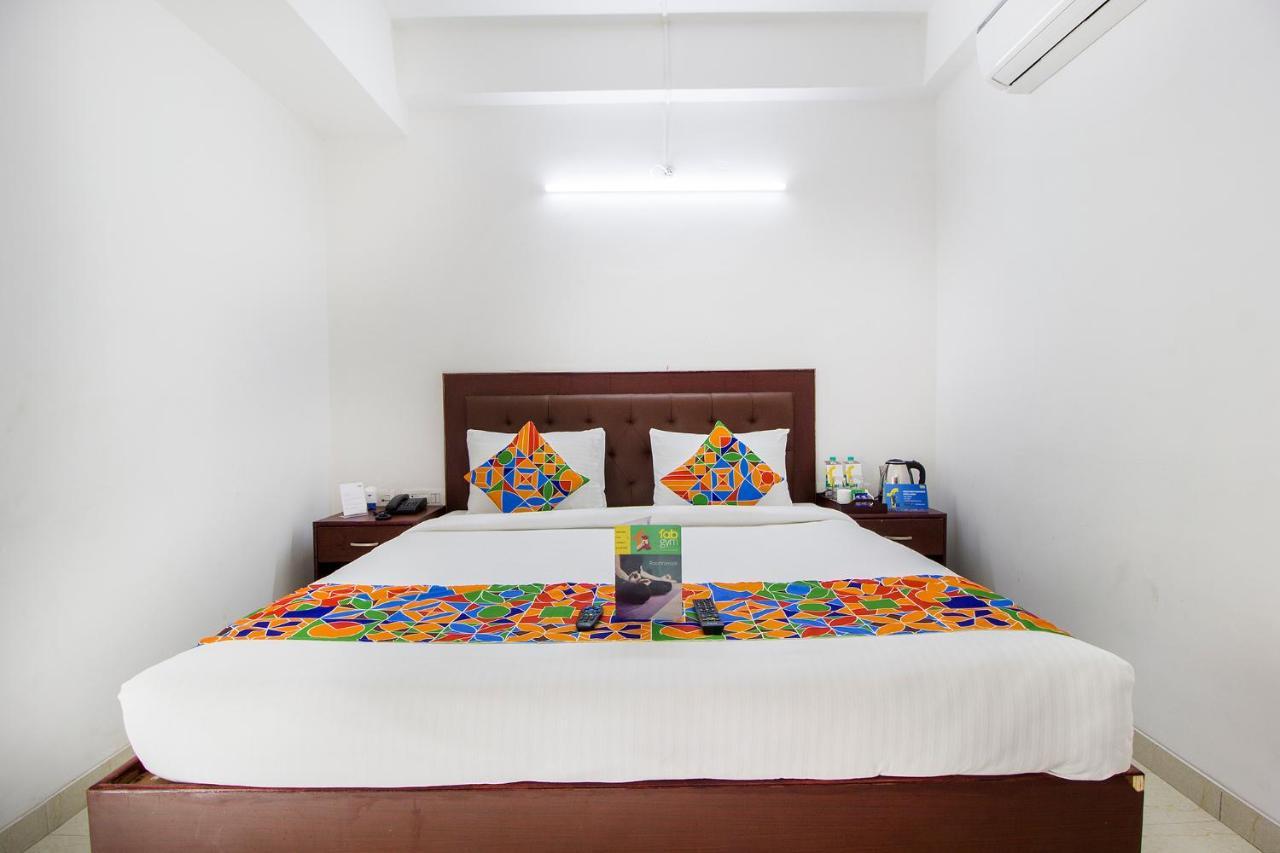 Hotel Fabhotel Limestone - 750m From Yashoda Hospitals, Somajiguda 3*