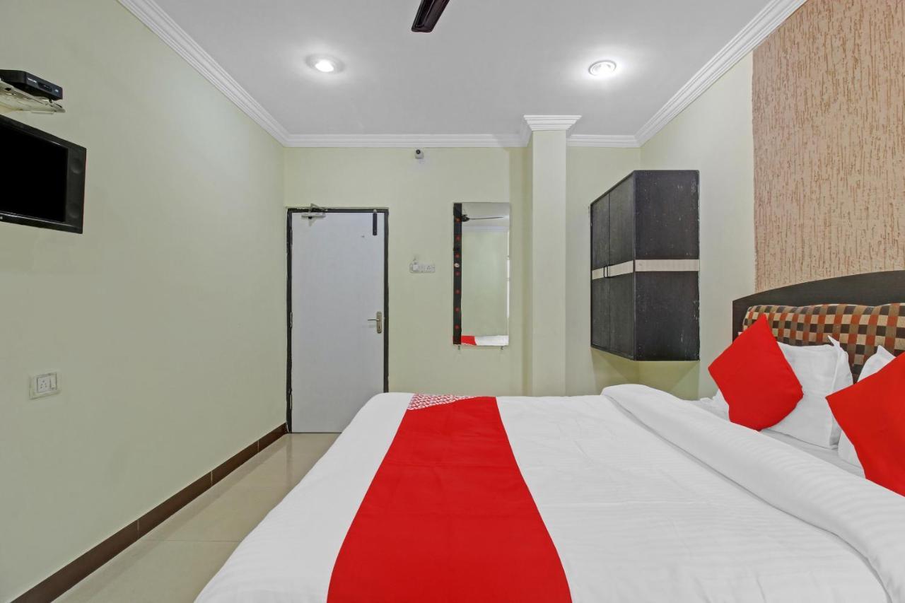 Hotel Oyo 84764 Kanak International