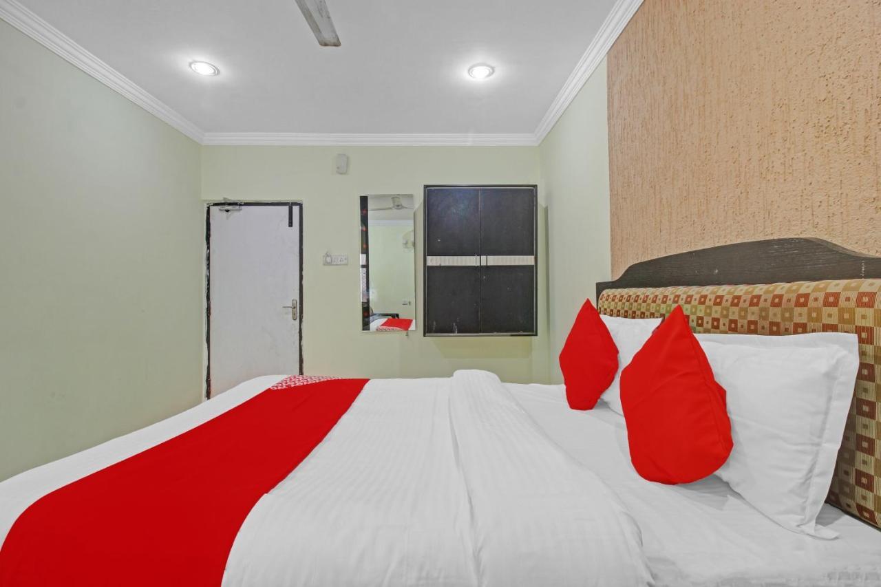 Hotel Oyo 84764 Kanak International 3*
