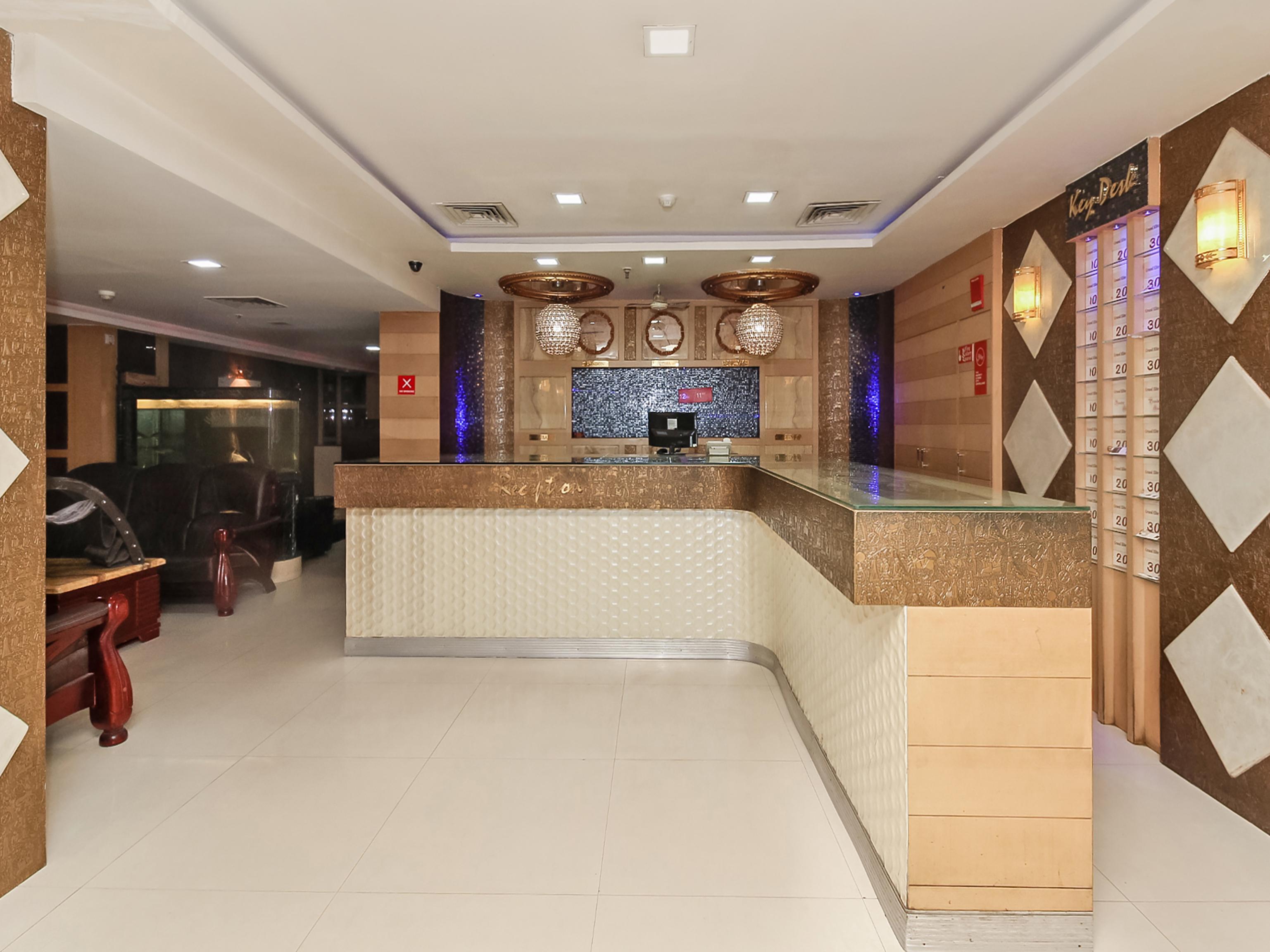 Grand Elite Hotel