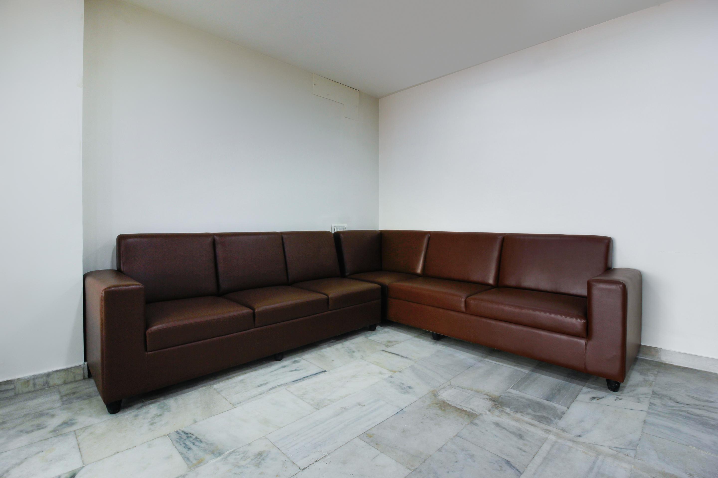 Hotel Royal Derby Suprabhat 3*