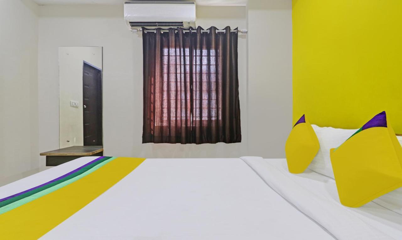 Hotel Super Collection O Kondapur Hyderabad Formerly Dunes