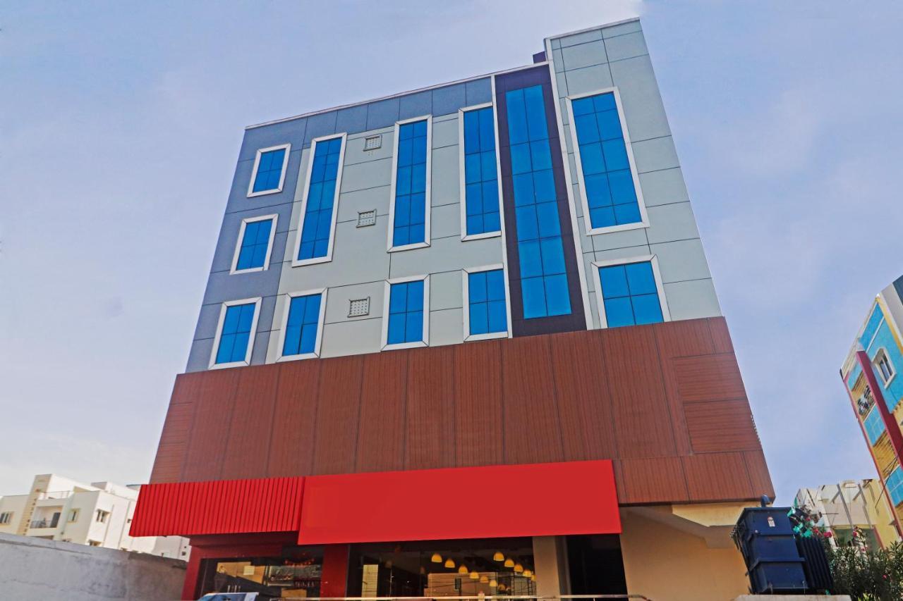 Hotel Super Collection O Kondapur Hyderabad Formerly Dunes Kondapur (Telangana)