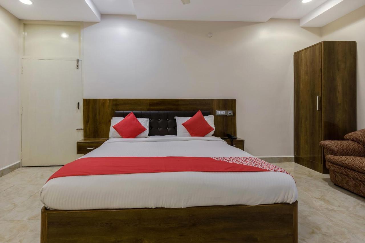 Collection O 5302 Bhadra Grand Hotel Hyderabad