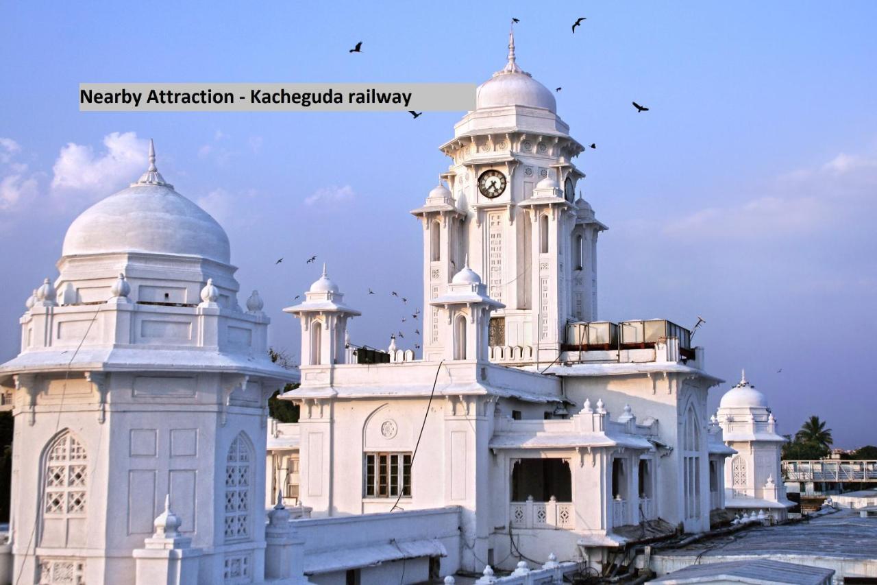 Collection O 5302 Bhadra Grand Hyderabad