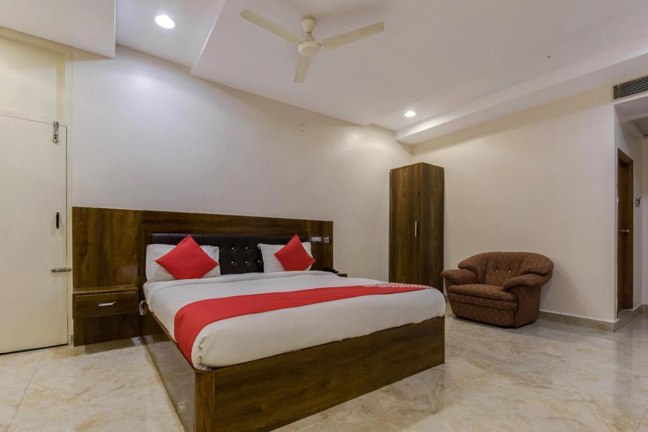 Hotel Collection O 5302 Bhadra Grand Hyderabad