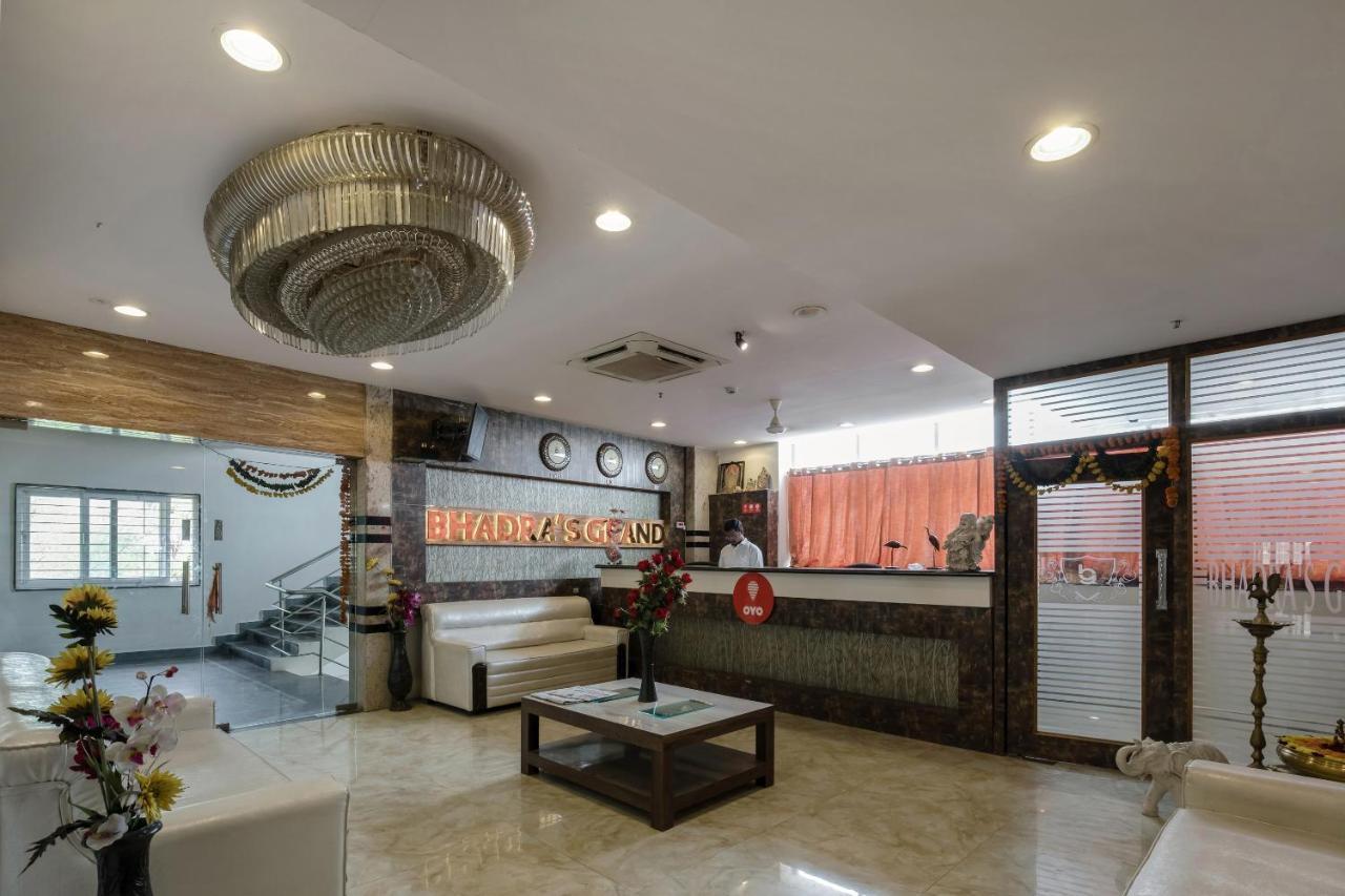 Collection O 5302 Bhadra Grand
