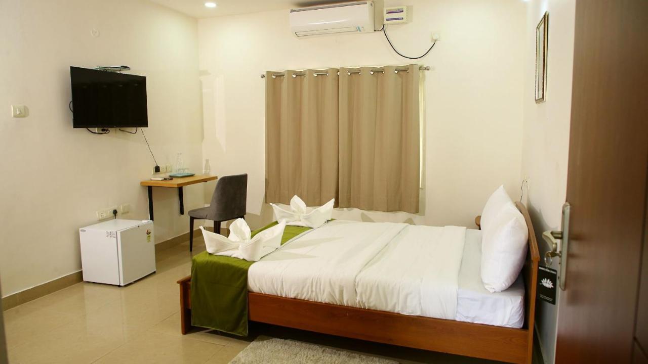 White Fern Serviced - Gachibowli 3* Hyderabad