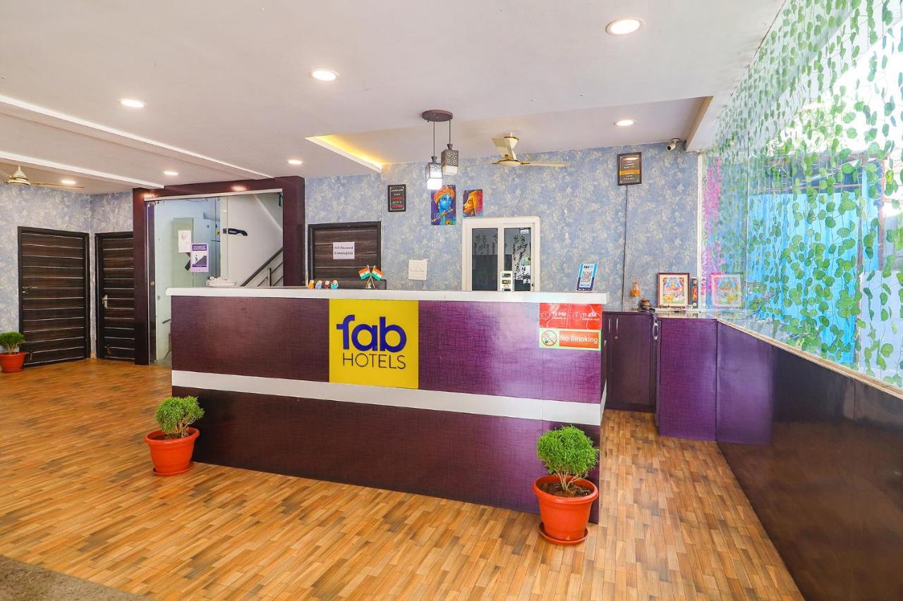 Fabhotel Broholic - 200m From Care Hospitals - Hitech 3* Hyderabad
