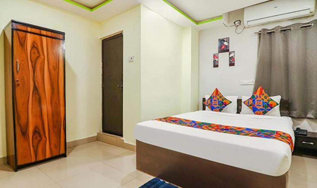 Fabexpress Broholic Suites - Nr Jntu Kukatpally Hotel