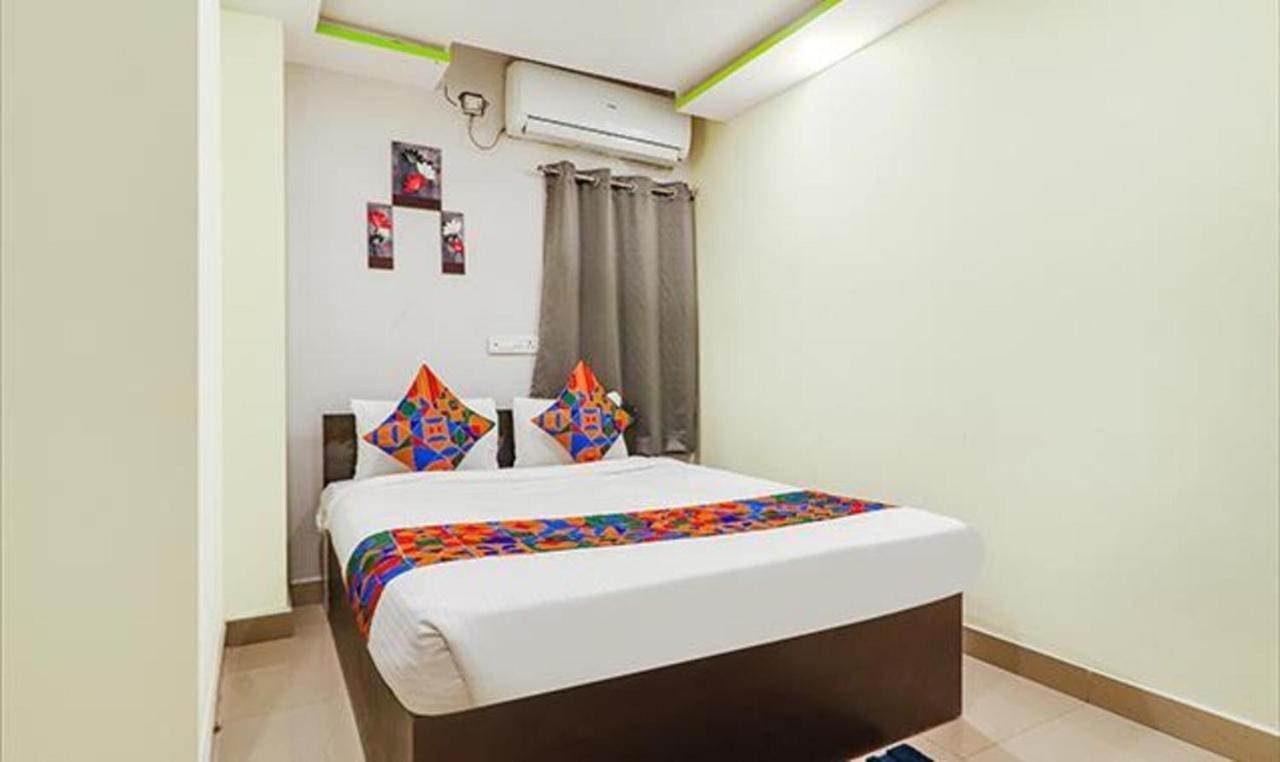 Fabexpress Broholic Suites - Nr Jntu Kukatpally Hyderabad