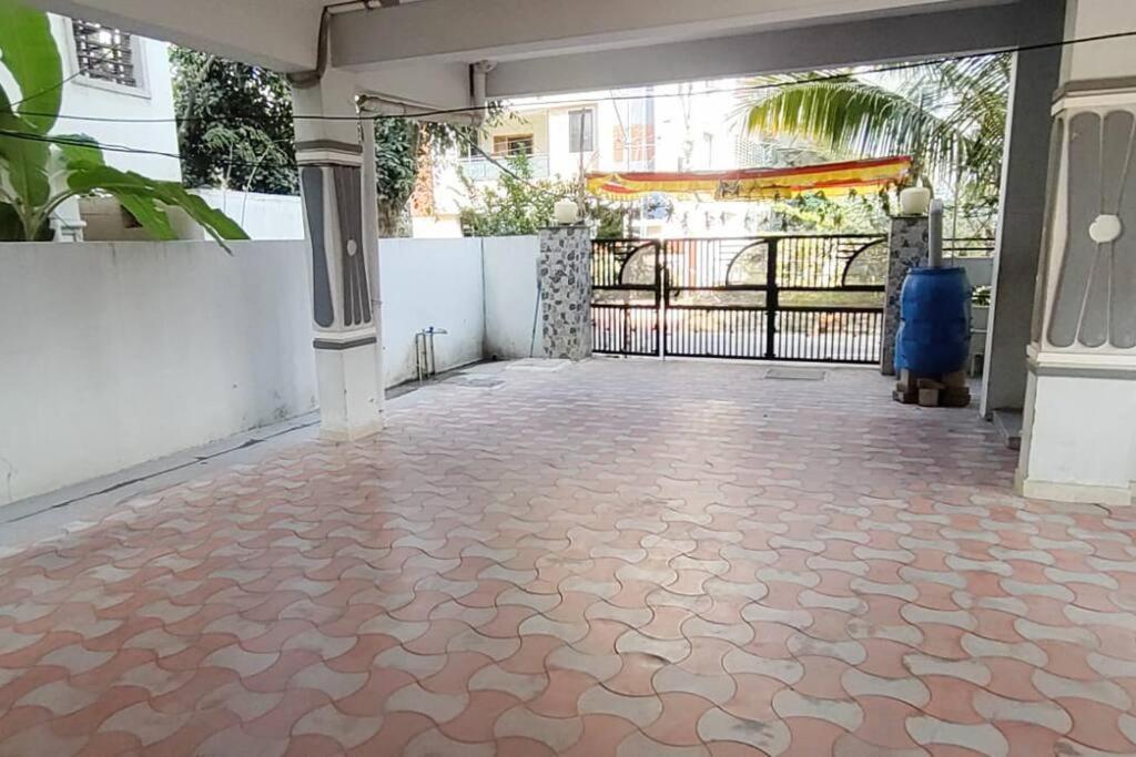Apartment Servostay 2 Bhk In Kphb With Parking Hyderabad