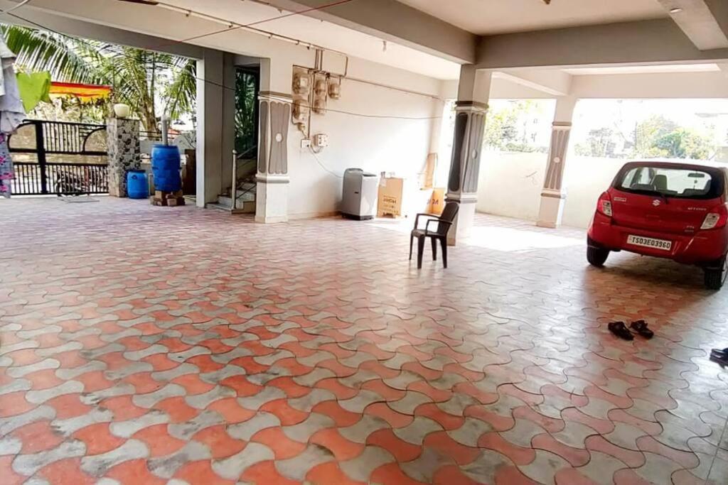 Servostay 2 Bhk In Kphb With Parking Apartment