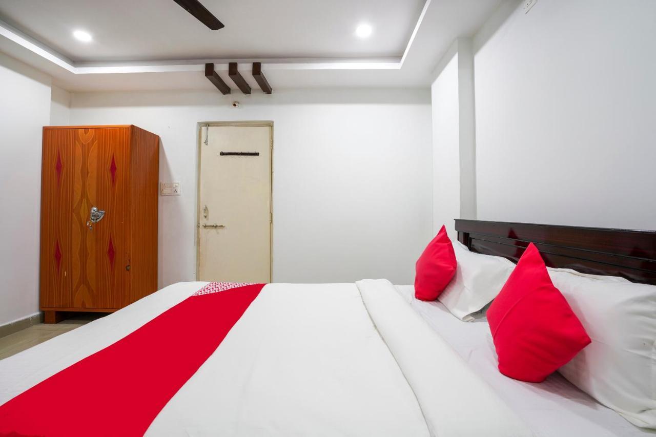 Super Oyo Sa Thirumala Residency Near Himayantnagar Hyderabad