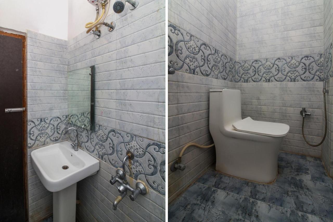 Spot On Gopi Mini Near Erragadda Metro Station Hotel 3*