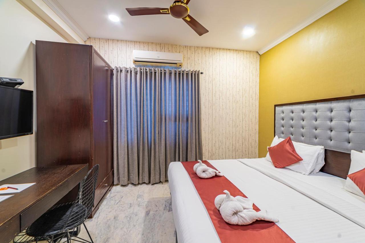 Athome , Whitefields, Kondapur Hotel 3*
