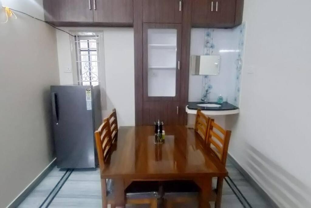 Apartment Servostay 2 Bhk Full Furnished In Kukatpally #101 Hyderabad