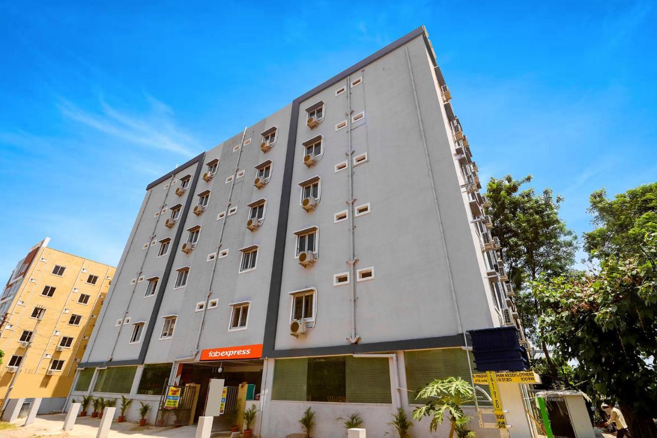 Fabhotel Broholic I - Nr Us Consulate, Financial District Hotel Hyderabad