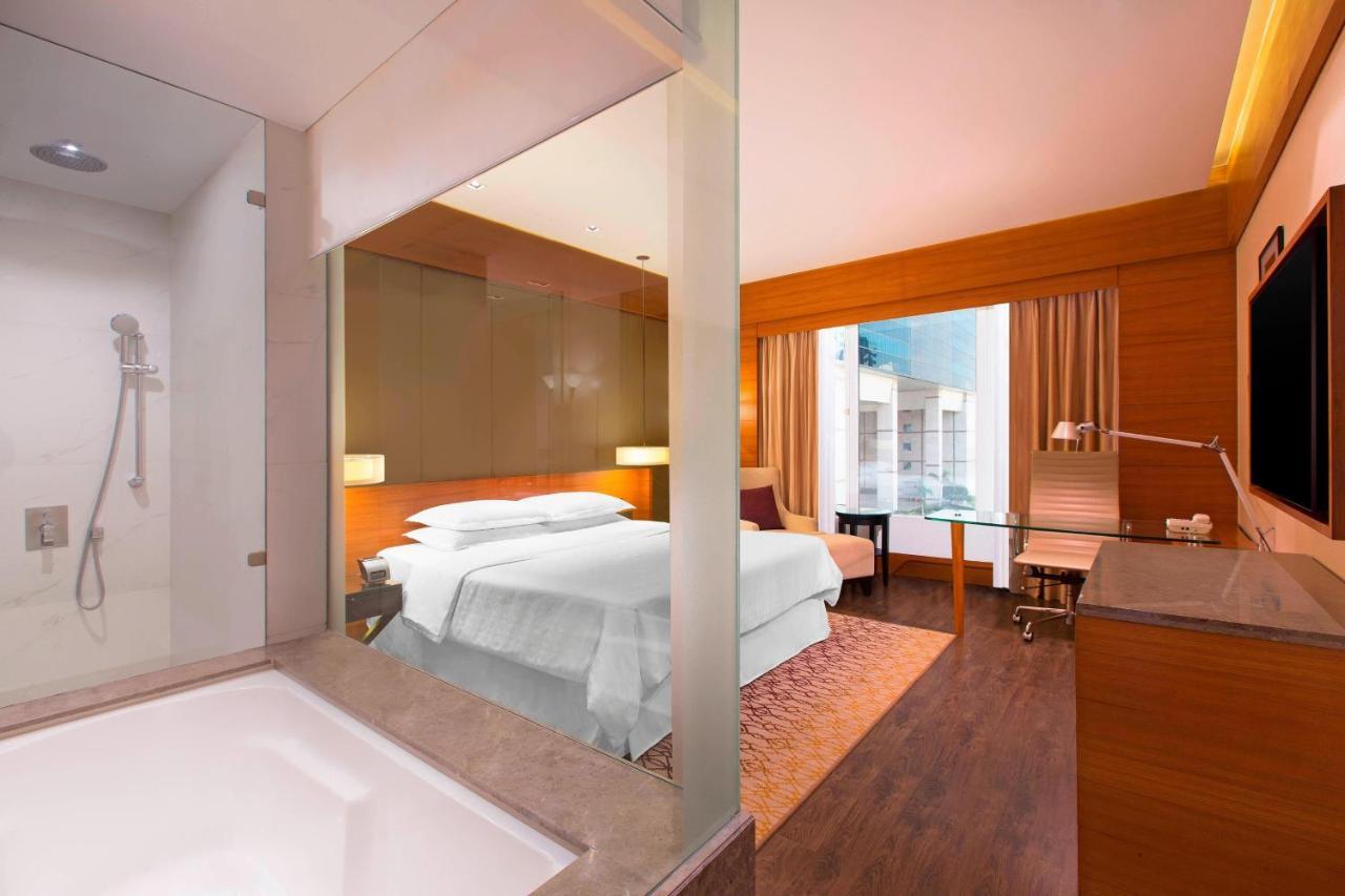 Hotel Sheraton 5*