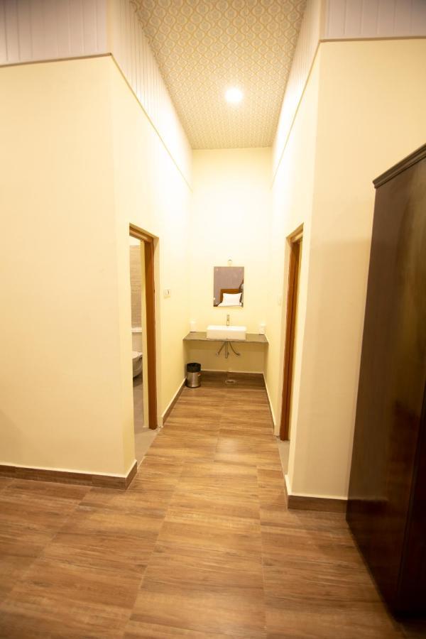 Woodland & Convention Resort *