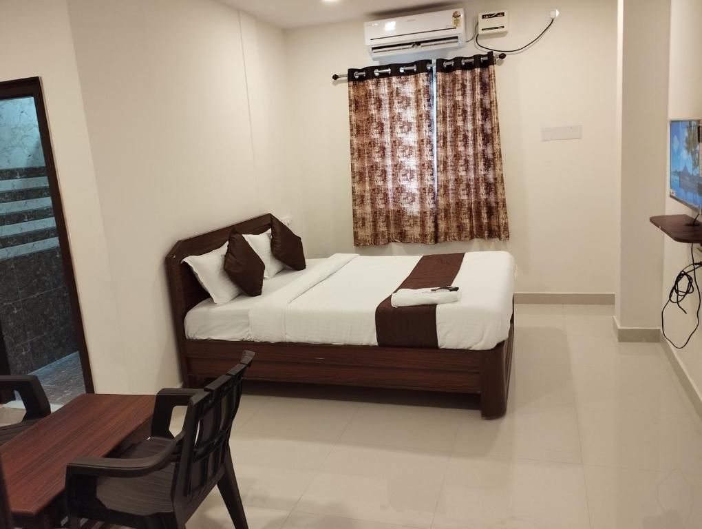 Virat Grand Hotel 3*