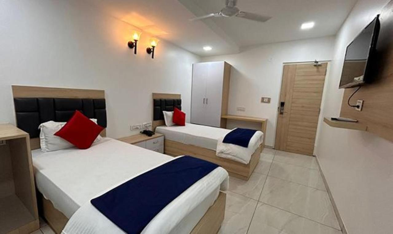 Hotel Fabhotel Prime Anika Hyderabad