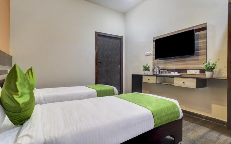 Hotel Sai Poojitha Company Living Pg And