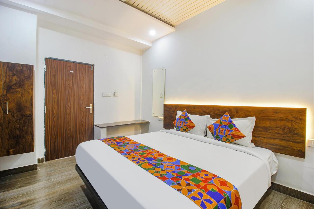 Fabhotel W Grand Suites - Nr Lanco Hills, Manikonda Hyderabad
