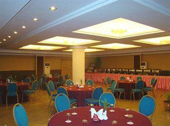 Celebrity Club 3*