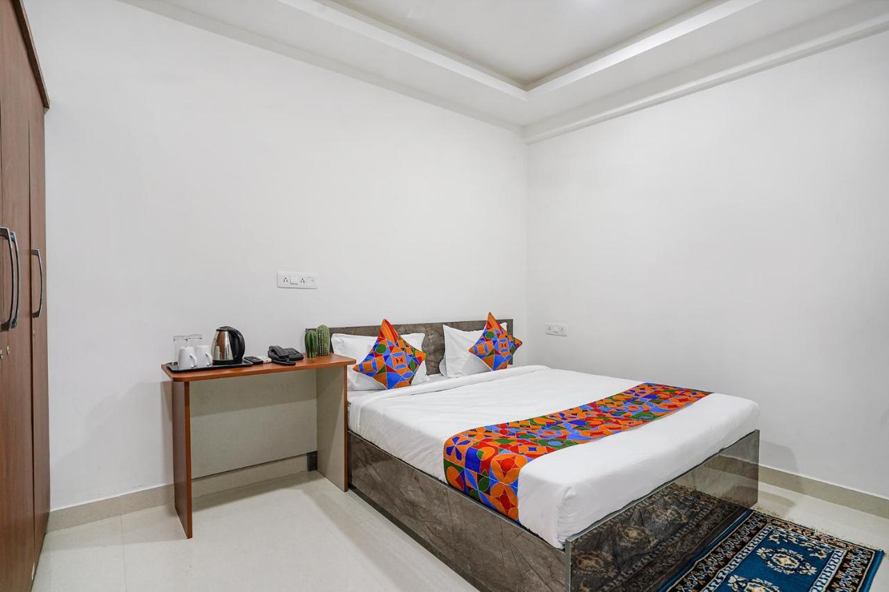 Fabhotel 27 - Hitech